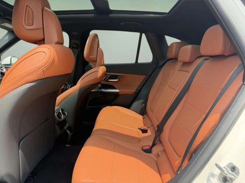 Certified 2026 Mercedes-Benz GLC 300 4MATIC image 22