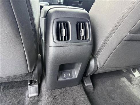Used 2025 Hyundai Tucson SEL FWD image 22