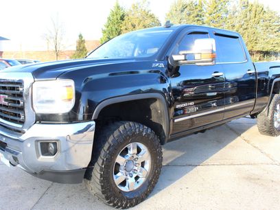 Used 2015 GMC Sierra 2500 SLT w/ Duramax Plus Package