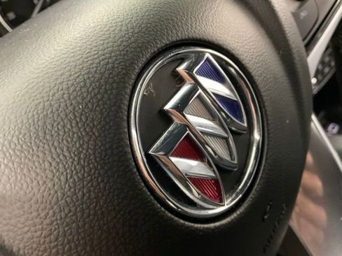 Used 2024 Buick Enclave Essence image 48