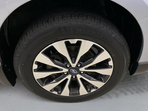 Used 2017 Subaru Outback 3.6R Limited AWD/4WD image 17