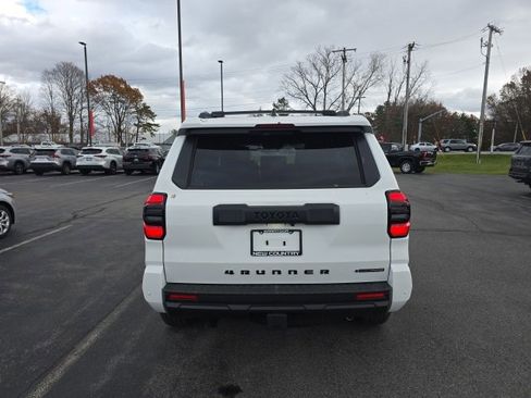 New 2025 Toyota 4Runner TRD Off-Road image 4