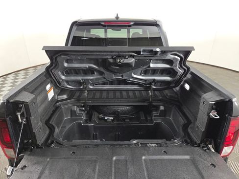 New 2026 Honda Ridgeline Black Edition image 10
