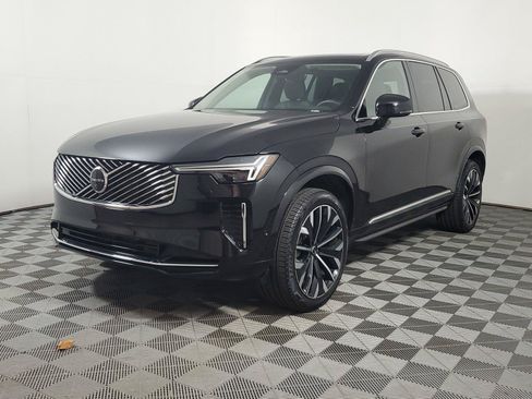 Used 2026 Volvo XC90 B6 Ultra AWD/4WD image 3