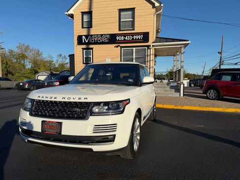 Used 2017 Land Rover Range Rover HSE AWD/4WD image 1