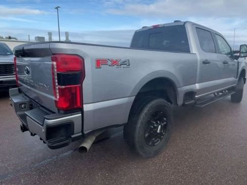 Used 2024 Ford F250 XL w/ STX Appearance Package image 2