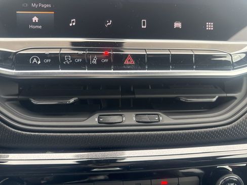 New 2026 Jeep Compass Latitude image 31