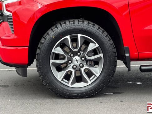 Certified 2022 Chevrolet Silverado 1500 RST AWD/4WD image 33