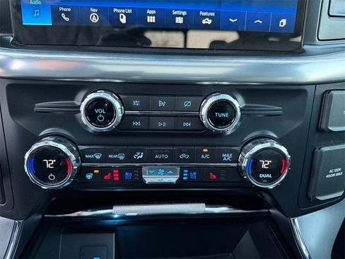 Used 2021 Ford F150 Lariat w/ Equipment Group 502A High image 10