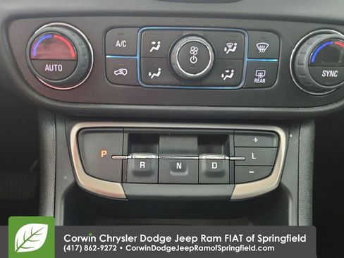 Used 2022 GMC Terrain Denali w/ Denali Premium Package image 29