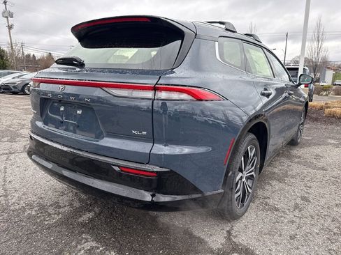 New 2026 Toyota Crown Signia AWD/4WD image 14