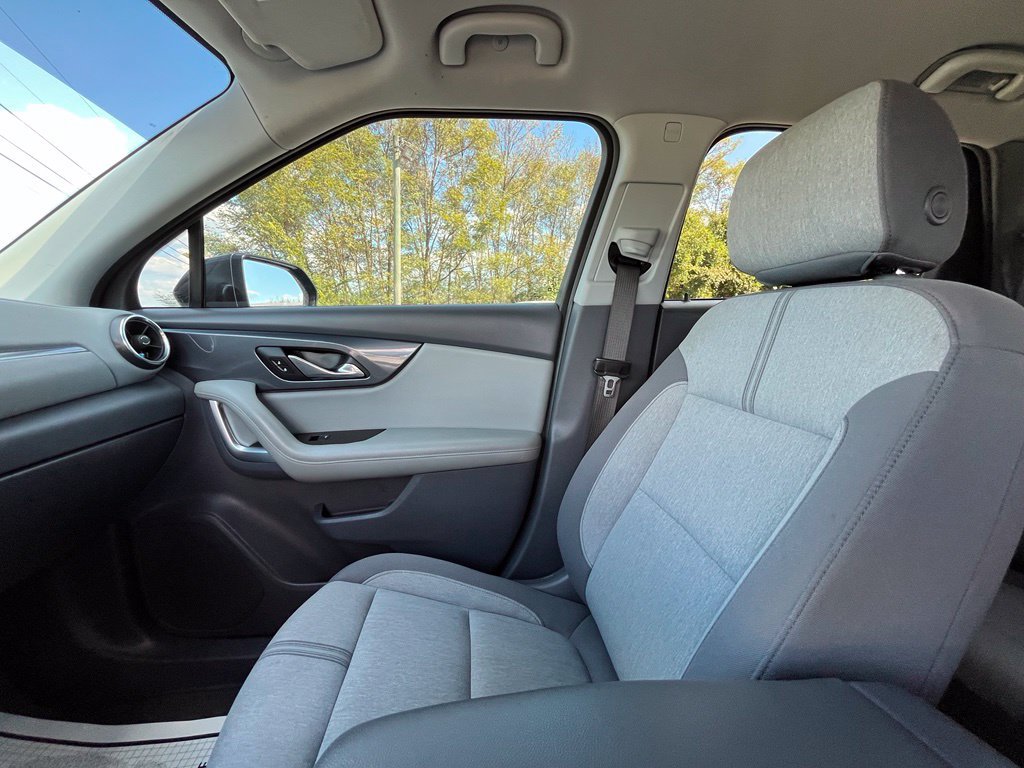 Used 2021 Chevrolet Blazer LT FWD image 25