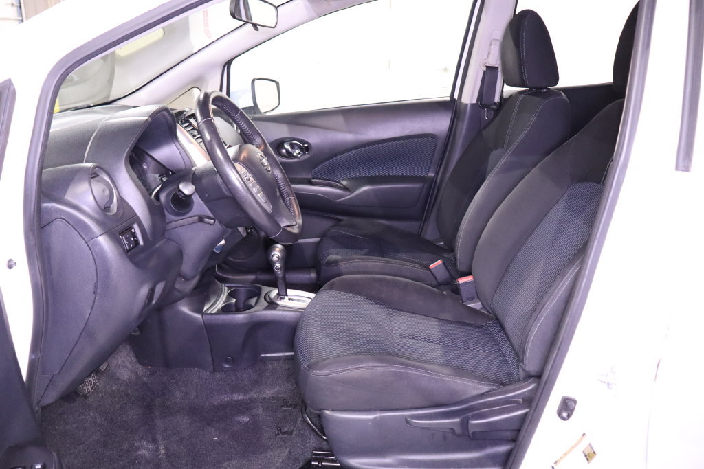 Used 2016 Nissan Versa Note SV FWD image 26