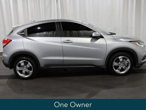 Used 2022 Honda HR-V LX image 2