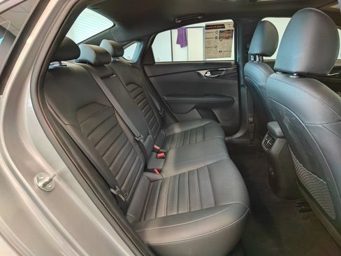 Used 2024 Kia Forte GT-Line w/ GT-Line Premium Package FWD image 16