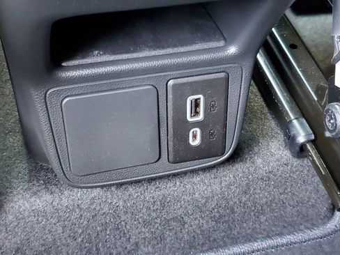 Used 2023 Buick Encore GX Select w/ Sport Touring Package FWD image 15