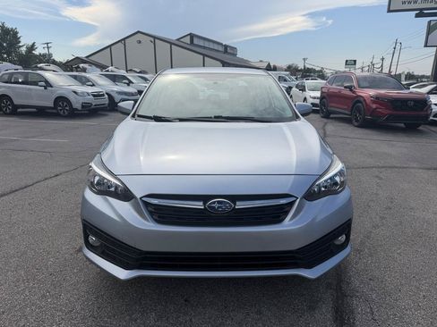 Used 2023 Subaru Impreza 2.0i Premium AWD/4WD image 3