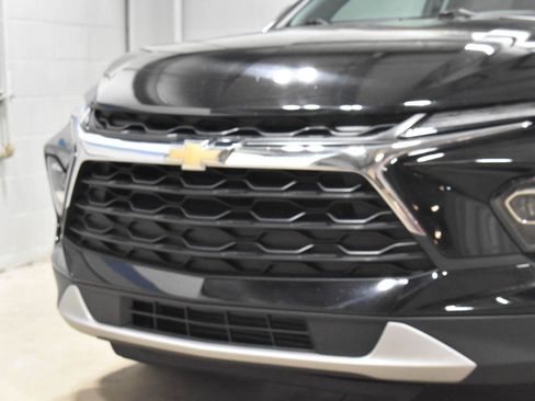 Used 2025 Chevrolet Blazer LT FWD image 28