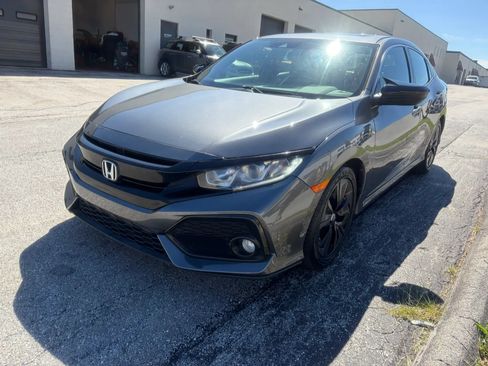 Used 2018 Honda Civic EX-L image 12