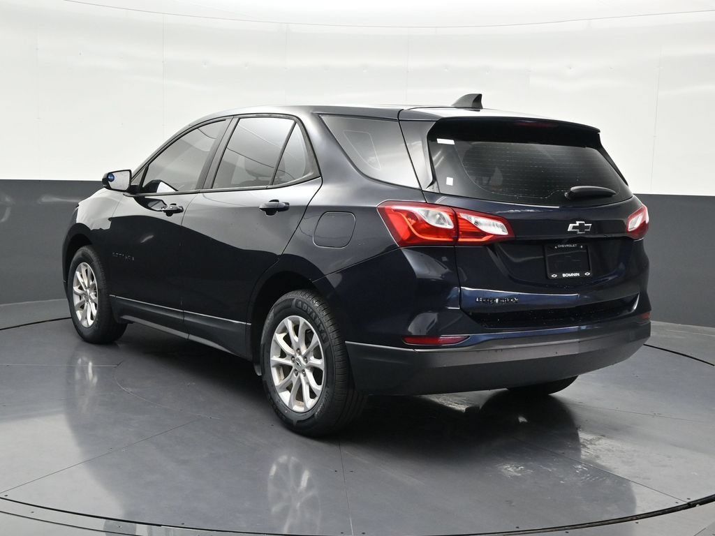 Used 2020 Chevrolet Equinox LS FWD image 3