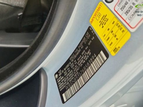 Used 2006 BMW M5 image 60