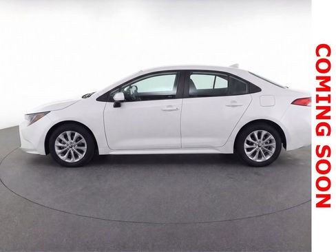 Used 2022 Toyota Corolla LE w/ LE Convenience Package image 8