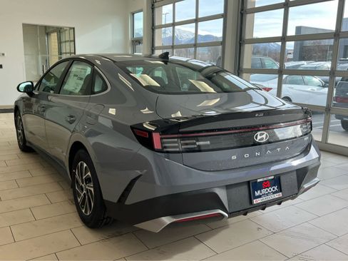 New 2026 Hyundai Sonata Blue image 10