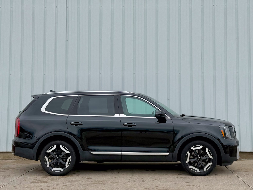 Used 2025 Kia Telluride S AWD/4WD image 7