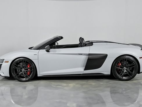 Used 2020 Audi R8 V10 performance image 8