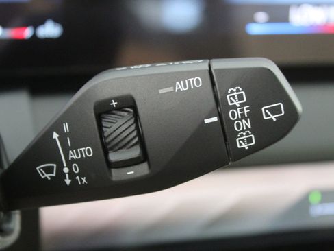 New 2025 BMW X3 xDrive30i w/ Premium Package image 34