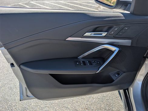 Certified 2025 BMW X1 xDrive28i w/ Technology Package image 12