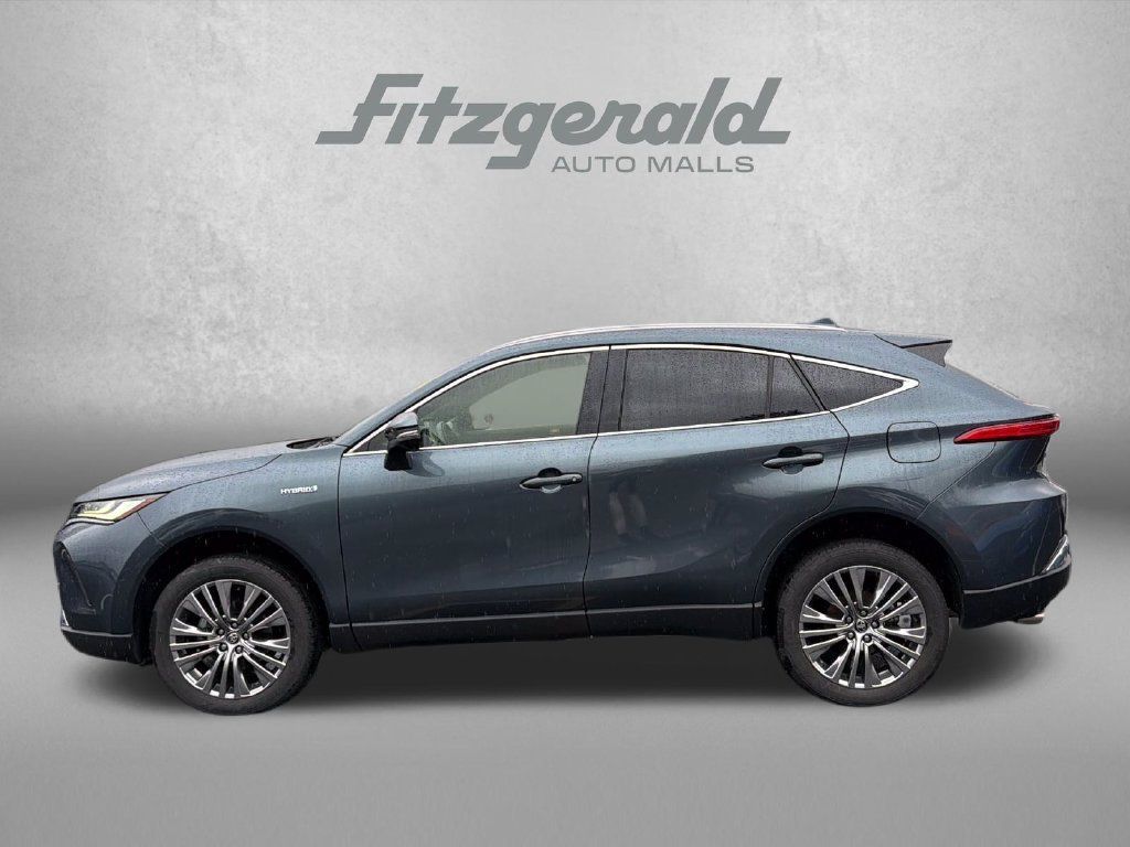 Used 2021 Toyota Venza XLE w/ Softex Package AWD/4WD image 5