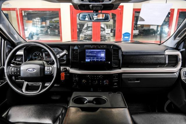 Used 2023 Ford F250 XLT w/ FX4 Off-Road Package AWD/4WD image 13