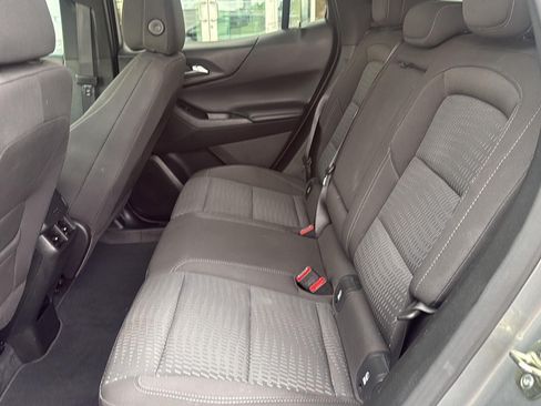 Used 2025 Chevrolet Equinox LT AWD/4WD image 18