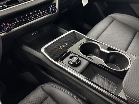 New 2026 Chevrolet Equinox LT w/ Convenience Package II image 22