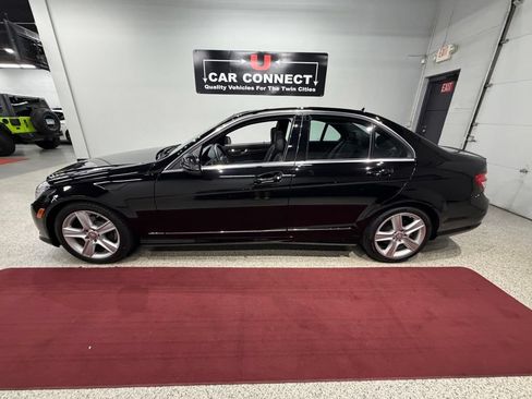 Used 2011 Mercedes-Benz C 300 4MATIC Sedan image 19