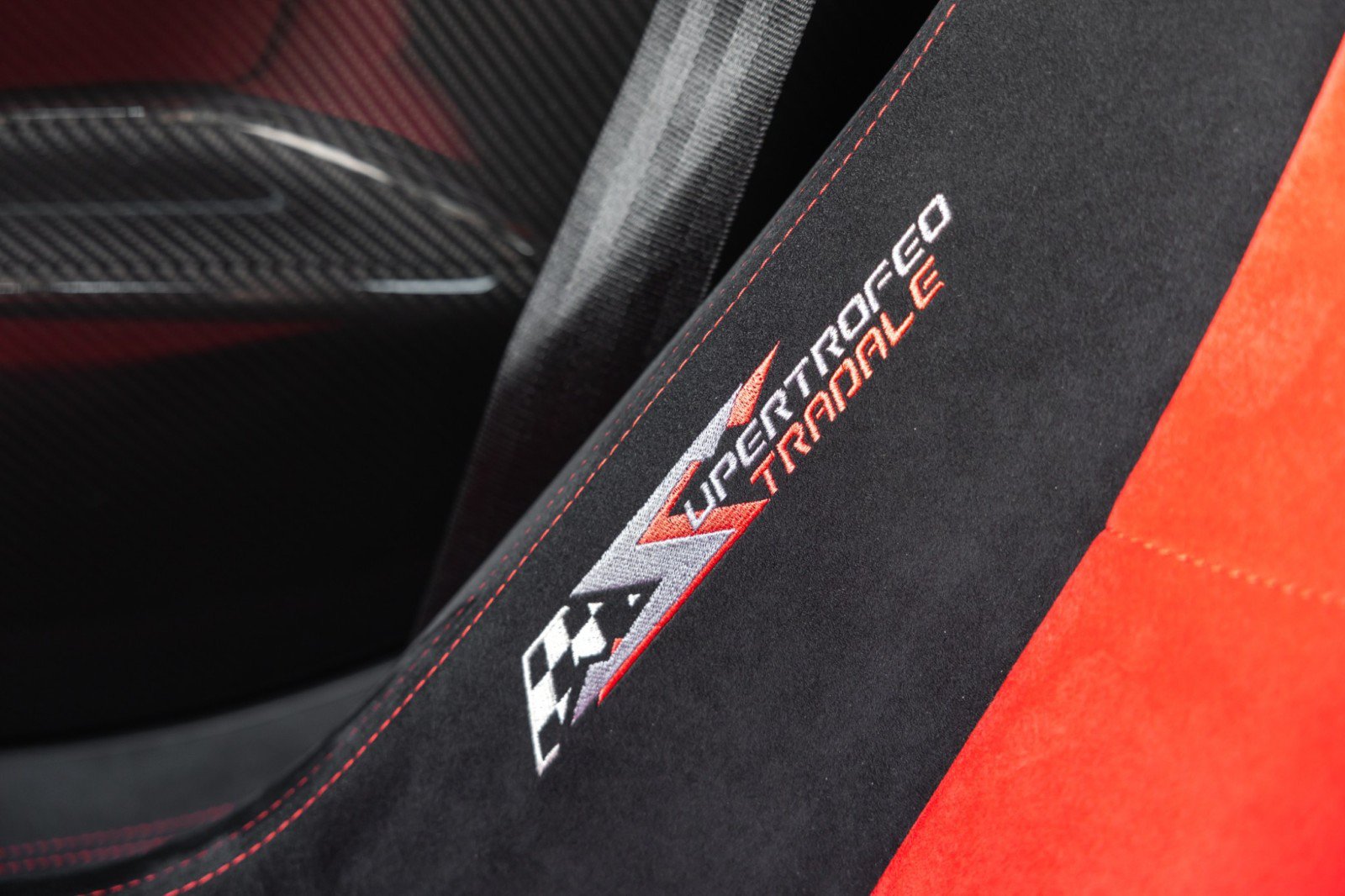 Used 2012 Lamborghini Gallardo LP 570-4 Super Trofeo Stradale AWD/4WD image 33