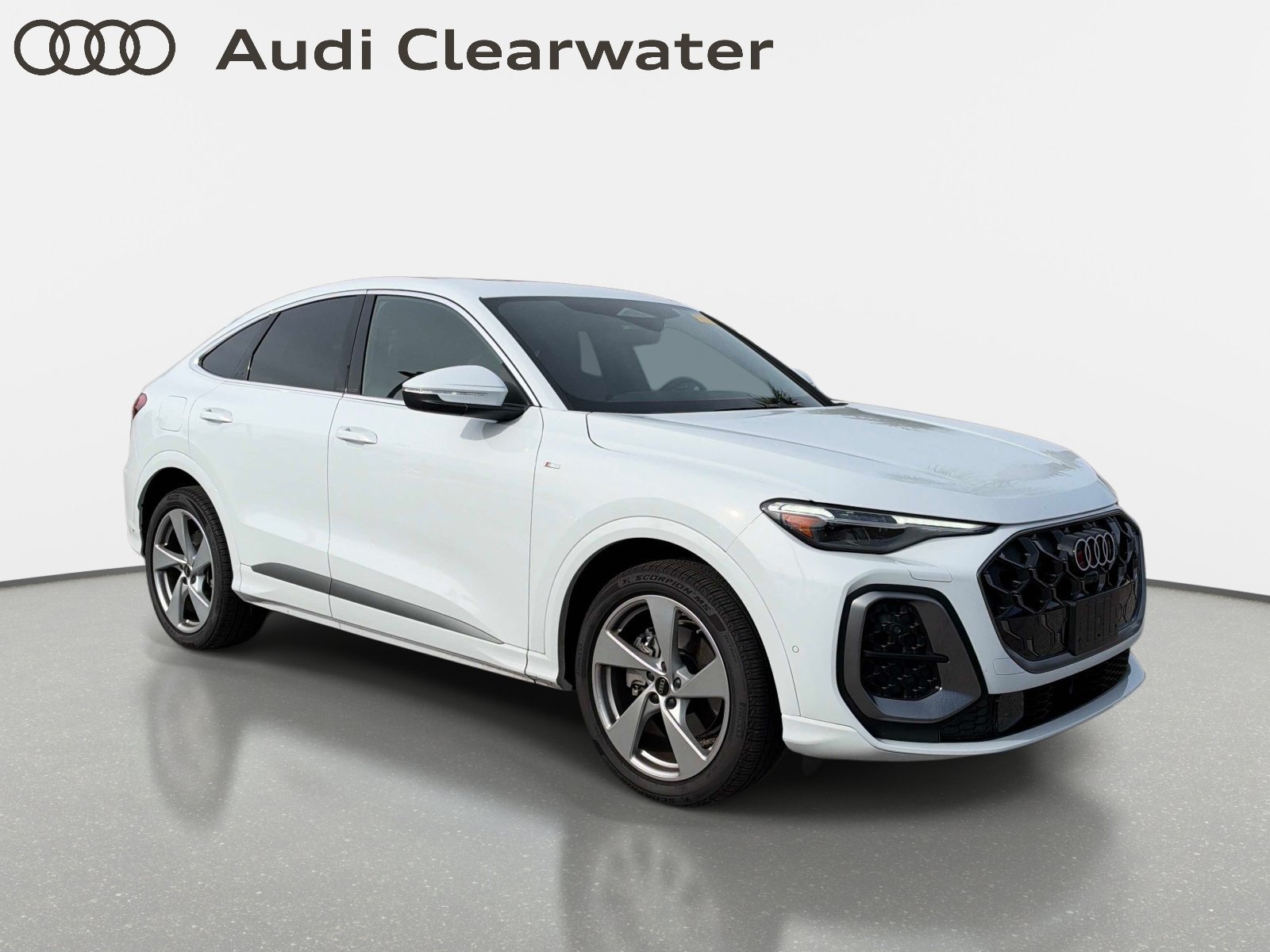 Used 2025 Audi Q5 Prestige AWD/4WD image 4