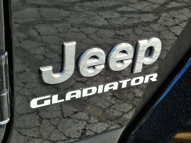 Used 2021 Jeep Gladiator Overland w/ Popular Equipment Package AWD/4WD image 30
