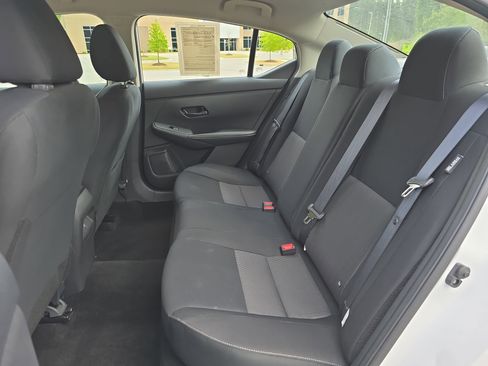 Used 2024 Nissan Sentra SV image 15