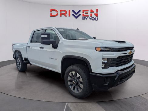 New 2026 Chevrolet Silverado 2500 Custom w/ Custom Value Package AWD/4WD image 6