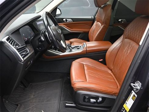 Used 2019 BMW X7 xDrive40i w/ Premium Package image 18