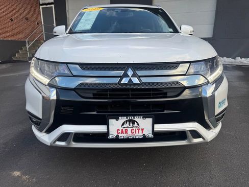 Used 2019 Mitsubishi Outlander SEL image 9