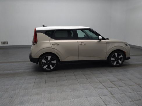 Used 2020 Kia Soul EX image 10