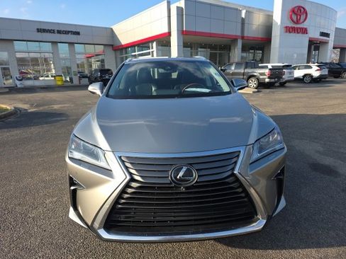 Used 2019 Lexus RX 350 AWD image 3