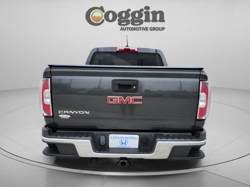 Used 2016 GMC Canyon SLE image 4
