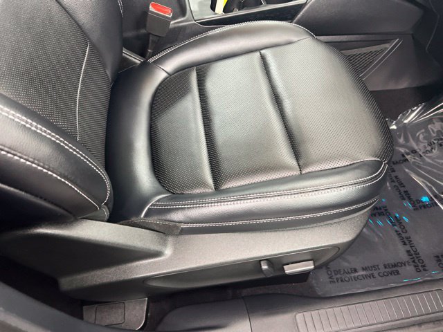 Used 2022 Ford Escape Titanium w/ Class II Trailer Tow Package AWD/4WD image 23