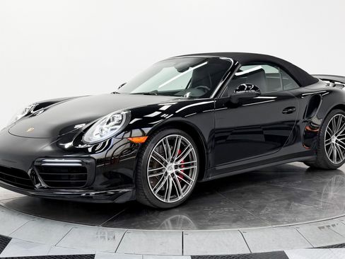 Used 2017 Porsche 911 4 Cabriolet AWD/4WD image 33