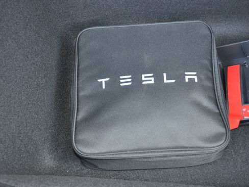 Used 2022 Tesla Model 3 Performance image 17
