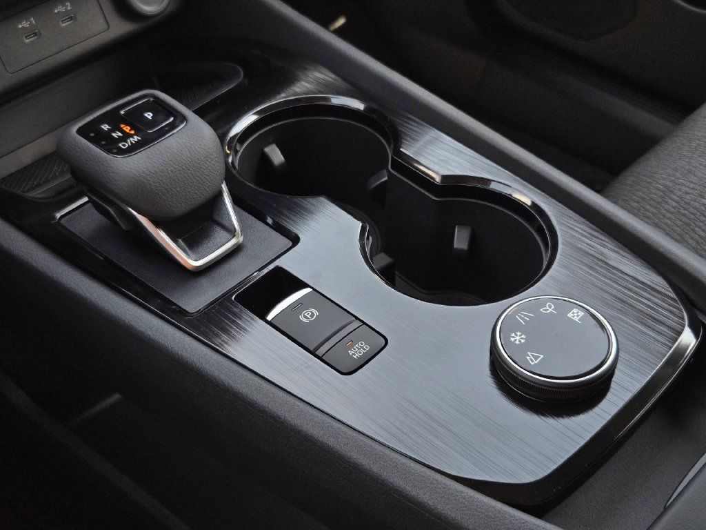 New 2026 Nissan Rogue SV AWD/4WD image 22